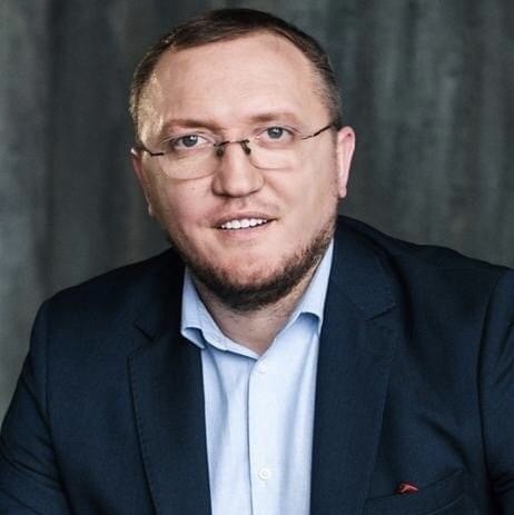 Артем Мірошниченко