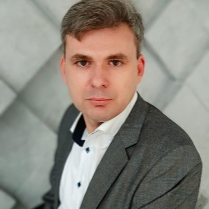 Беззубов Дмитро